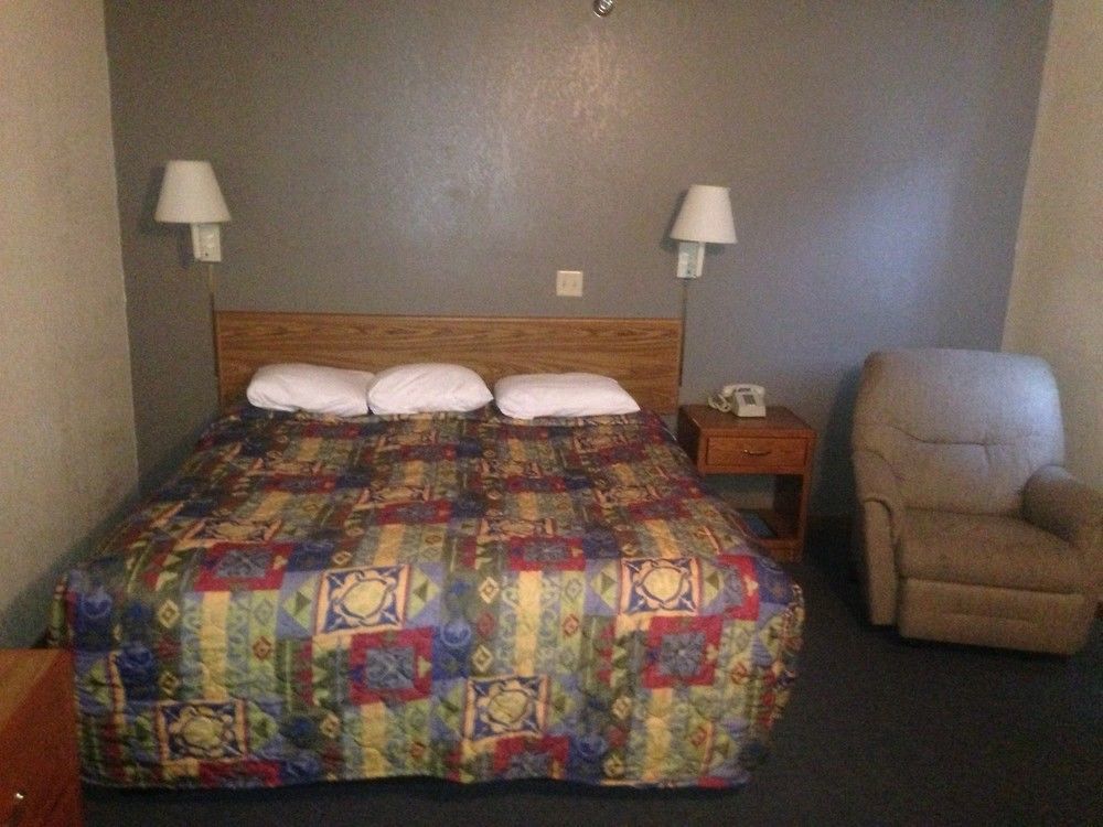 The Thunder Cove Hotel Дедууд Екстериор снимка